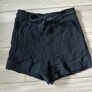 Pink Lily Women's Black Drawstring Shorts brand new